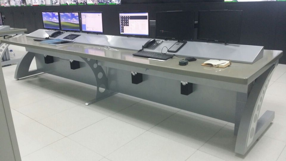 �L�����A�����_